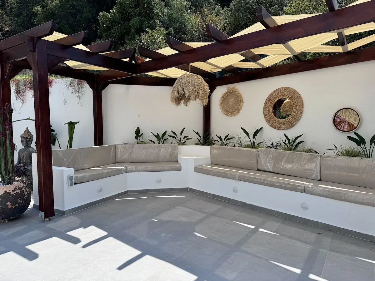 Sitting area